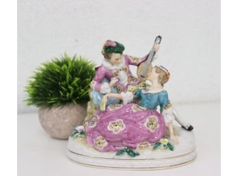 18th Century Courting Couple - Porcelain Figurine (jack And Chrissy Escape Janet Again)