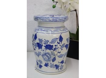 Blue & White Porcelain Lidded Jar/Urn