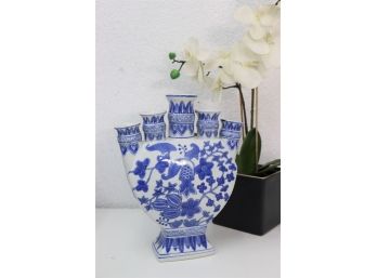 Blue & White Five Arm Inline Tulipiere Vase - China