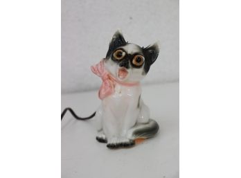 Vintage Light Up Meow Kitty Figurine #29442