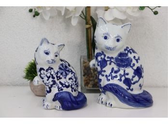 Blue & White Porcelain Flower Cat Figurines - Junior And Senior