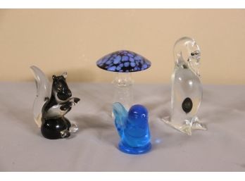 Four Art Glass Nature Figurines, Including Swan And Squirell By Cenedese Murano