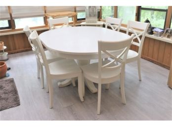 Crate & Barrel Extandable Table With Six Dining Chairs
