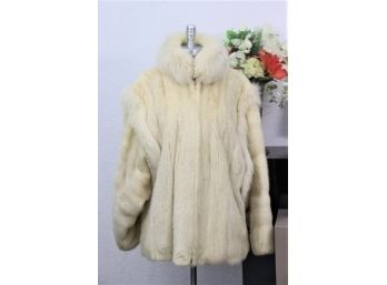 Vintage Fur Jacket -size-Small/Med