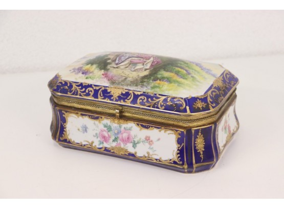 Vintage Victorian Style Porcelain Hand Painted Hinged Box Signed R. Coulory