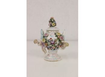 Ornate Porcelain High Relief Roses Dresden-style Cherub/putti Potpourri Lidded Vase