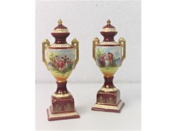 Pair Of Small Porcelain Neoclassical Partial Gilt Lidded Potpourri Vases