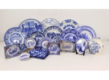 1 Of 2 Massive Group Lot Of Blue & White/Flow Blue China/porcelain Plates - Spode, Meakin, Mason's Etc.
