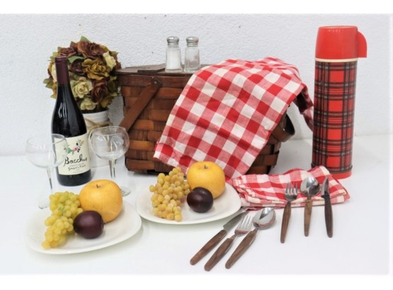 Vintage Wov-N-Wood By Jerywil Picnic Basket Thermos, Utensils, Plates -  Wine Not Included
