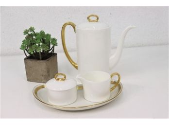 Timeless Design Susie Cooper For Wedgwood Coffee/Tea Pot, Creamer & Sugar With Mayer Crescent Plate #382