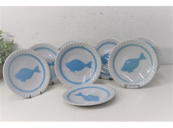 Salty Set Of Eight Galvani Ind. Ceramiche Blue Fish On White Plates - Italian Vintage Ceramics