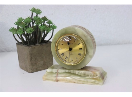 Deco-Inspired  Desk Clock - Round Brass Face On Onyx Base