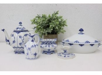 A Mixed Five Piece Collection Of  Royal Copenhagen Porcelain 'Musselmalet' And 'Blue Flowers Patterns