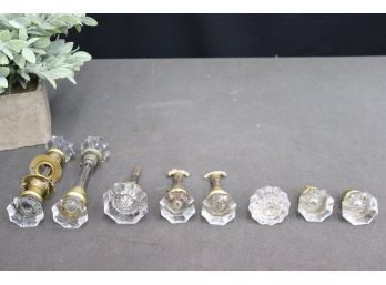 Group Of 10 Exquisite Antique Glass And Brass Doorknobs And Cabinet Doorknobs (5 With Spindles)