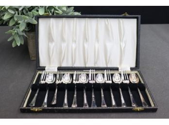 Vintage English Fish Service Fork & Spoon Set - Six Settings In Lined Box