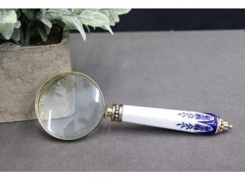 Vintage Magnifying Glass - Delft Blue & White Handle