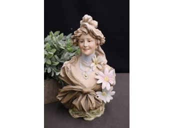 Vintage Art Nouveau Lady Royal Dux Bohemia Bust, No 561 (chipped Petals)