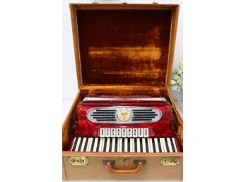 Vintage Italian Pearlescent Red Gaudium Accordion In Original Lined Case