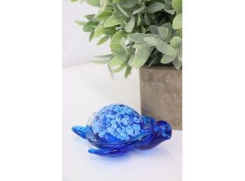 Hand Blown Art Glass Sea Turtle Millefiori Blue White Swirls Paperweight Figure