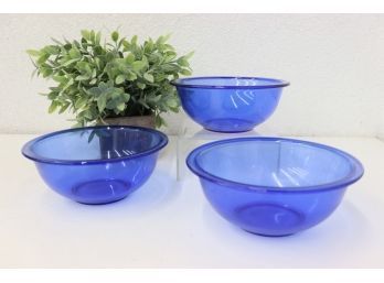 3 Pyrex Originals Cobalt Blue Glass Mixing Bowls