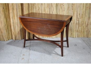 Georgian Style Mahogany Drop Leaf Dining Table (water Staining And Scuffing On Part Of Top)