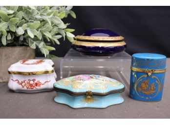 Four Exquisite Porcelain Dresser Boxes: 2 Limoges, 1 Porcelain De Paris, 1 Chantilly Decore A La Main