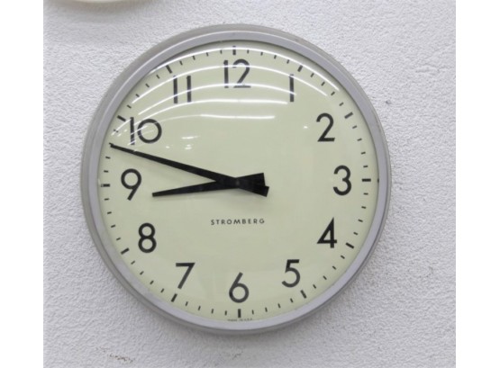 1 Of 2 - Vintage Stromberg School/Station/Industry  Electric Wall Clock
