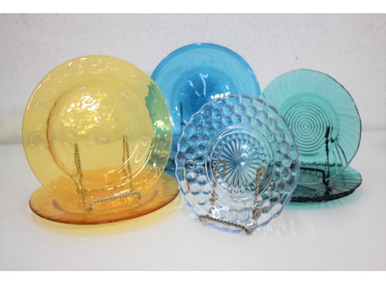 Terrific Group Lot Of Colorful Pressed Depression Glass Plates