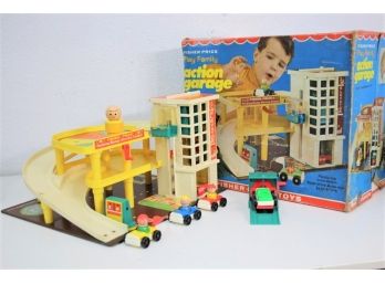 Vintage Fisher-Price Play Family Action Garage In Original Box