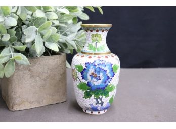 Absolutely Gorgeous  Cloisonne Flower And Cloud Gold Rim Vase