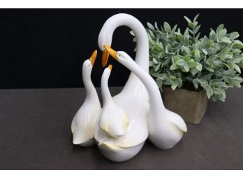 Italian Ceramic Mother Swan And Three Signets Statuette