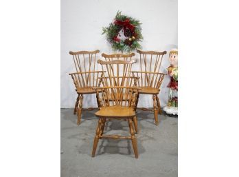 Set Of Four Comb-back And Spindle Windsor Chairs