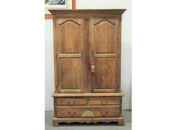 Good Quality Armoire 2 Doors Over 2 Draws With Shell Carving