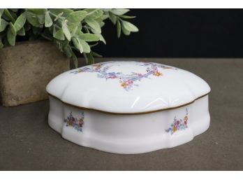 Castel Limoges Porcelain Vanity Dresser Box