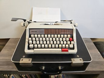 Brother Deluxe 333 Vintage Typewriter - Works Great!