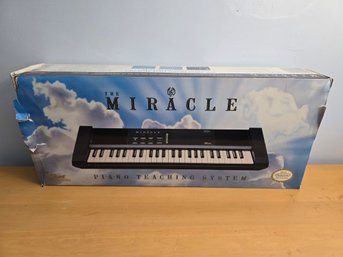 Nintendo NES Miracle Piano Teaching System - In Box RARE