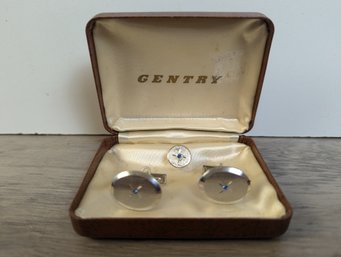 Gentry Brooch Set Vintage