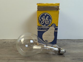 Vintage GE Lamp Lightbulb