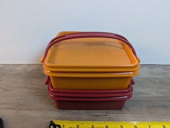 Used Tupperware Latching Lunchbox 1362-23 1365-10