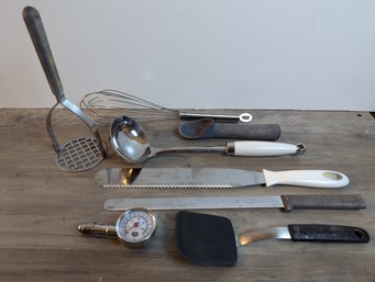 Assorted Kitchen Utensils OXO, Oneida, Wilton, Inox - Used