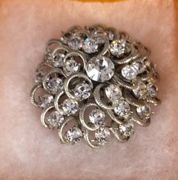 Costume Jewelry - Rhinestone Broach