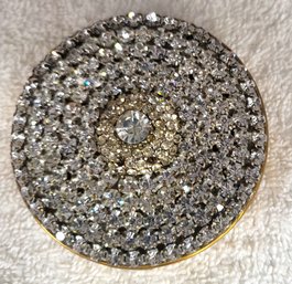 Costume Jewelry - Vintage Rhinestone Filigree Powder Compact