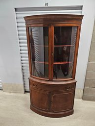 American Antique Federal Style Mahogany Display Corner Cabinet, C.1950s