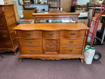 Lexington Oak Dresser