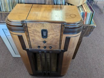 Philco Model 118X Standup Radio WORKS