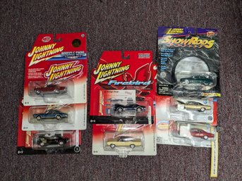 Lot Of 8 Johnny Lightening Muscle Cars