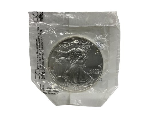 1997 One Dollar American Eagle Uncirculated Coin From Littleton Coin Company NH