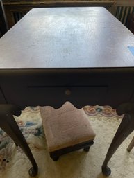 Antique Mahogany Table With Pullouts