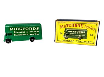 Lesney Matchbox No 46 Pickfords Removers Van With Box MIB