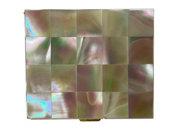 Marhill Mother Of Pearl 1950s Compact